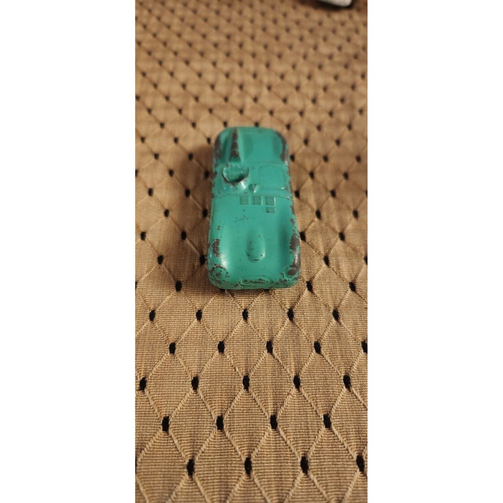 VINTAGE TOOTSIETOY JAGUAR RACER DIECAST CAR CHICAGO 24 USA